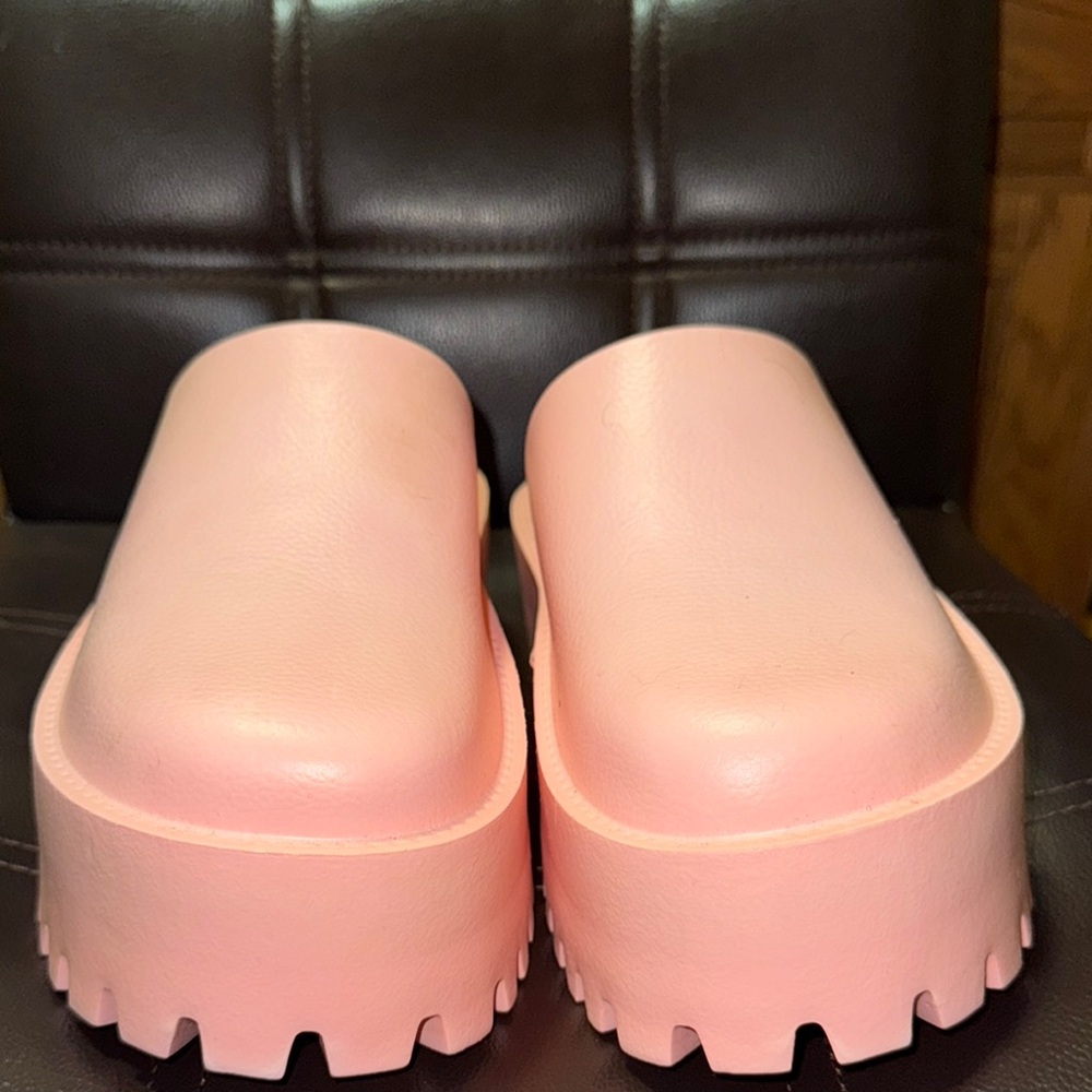 Pink Platform Clogs - Picture 2 of 6
